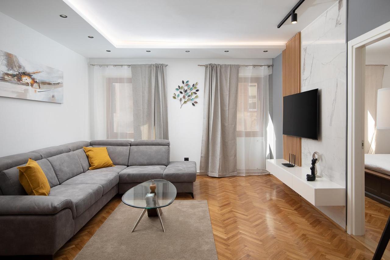 Sena Luxury Apartments Πούλα Εξωτερικό φωτογραφία