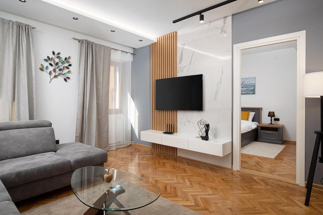 Sena Luxury Apartments Πούλα Εξωτερικό φωτογραφία