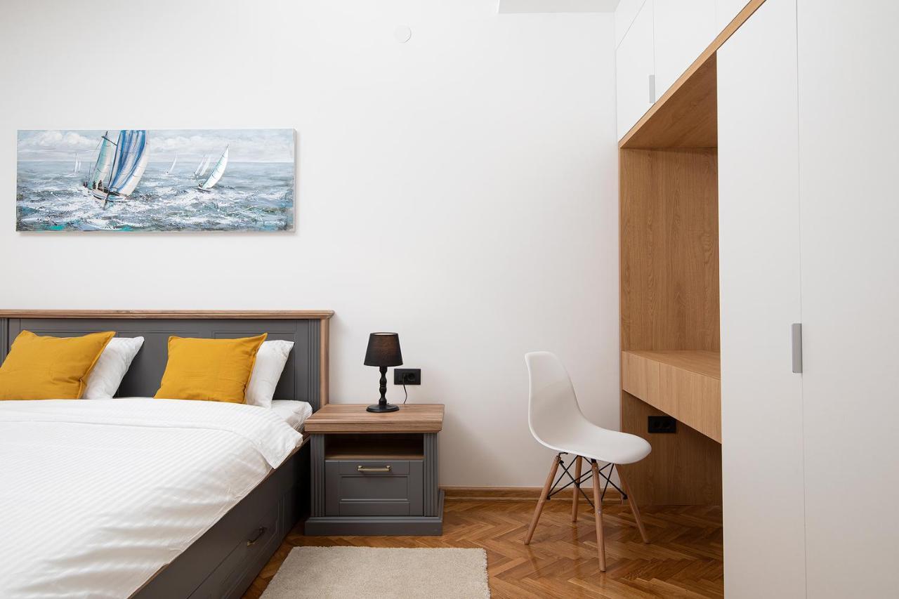 Sena Luxury Apartments Πούλα Εξωτερικό φωτογραφία
