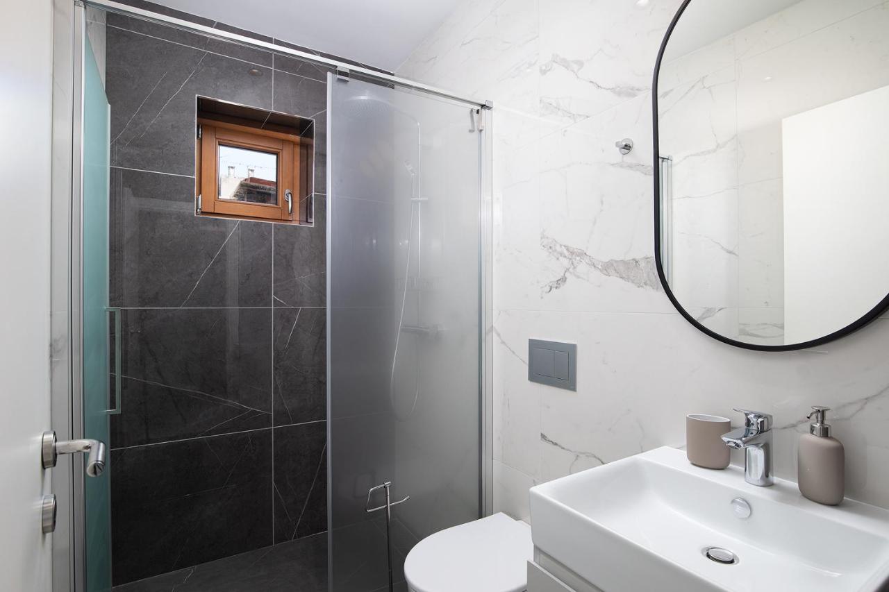 Sena Luxury Apartments Πούλα Εξωτερικό φωτογραφία